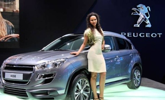 В Женеве открылся ежегодный Всемирный автосалон