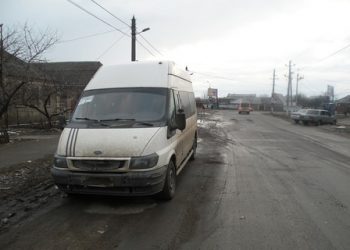 Во Львове водитель маршрутки возил людей под кайфом