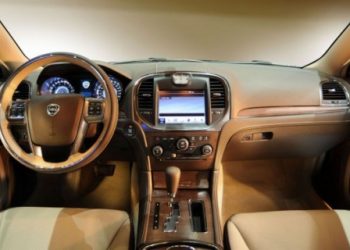 В Женеве презентуют новый седан Lancia Thema
