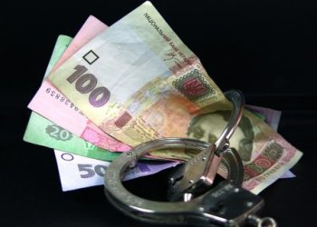 Житомирский чиновник прикарманил 5 бюджетных миллионов