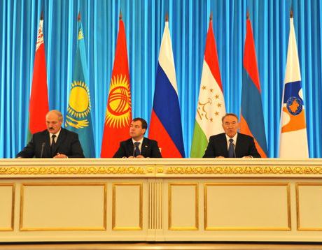 Януковича пригласили к Путину
