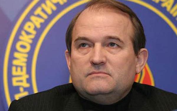 Медведчук возвращается в политику?