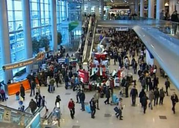 Московские аэропорты работают без перебоев несмотря на снегопад