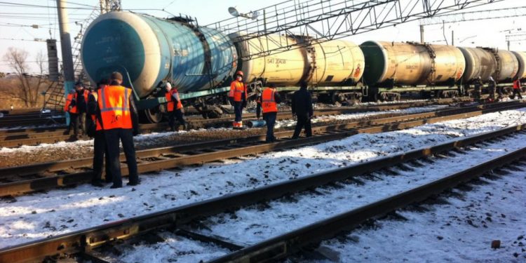 В Приморье частично восстановлено железнодорожное движение