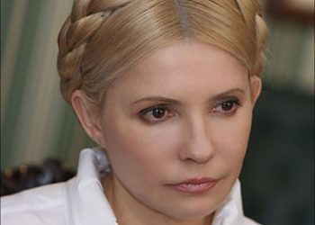 Тимошенко хочет за границу