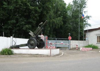 В Харькове при попытке ограбить воинскую часть убили солдата караула