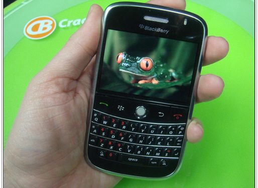 BlackBerry будут реагировать на стук