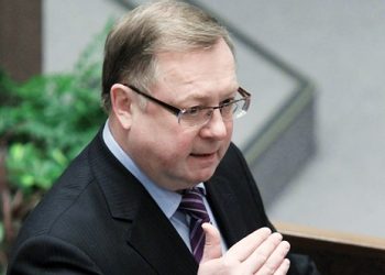 Янукович наградил орденом российского государственного деятеля