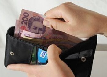 По данным Госстата в 2011 году доходы населения Украины выросли на 13,6%