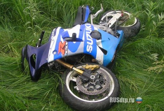 В Киеве разбился мотоцикл, двое пострадавших