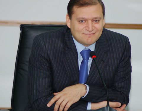 Харьковские чиновники попробуют себя в роли социальных волонтеров