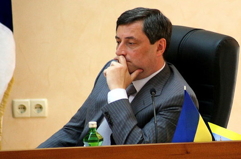Одесский губернатор застрял в лифте при проверке нового дома