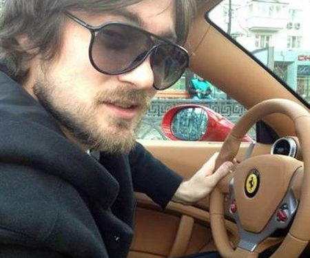 Артем Милевский купил себе новый автомобиль