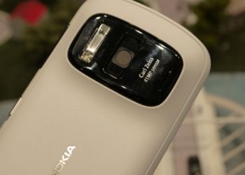 Nokia представила фотоаппарат, по которому можно звонить