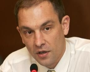 Окара знает, что изменит отношение России к Украине