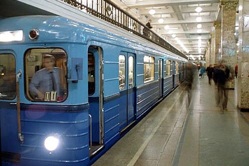 В метро перевірятимуть всю освітлювальну систему