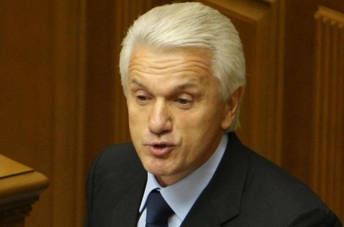 Литвин не хочет облагать налогом бездетные семьи