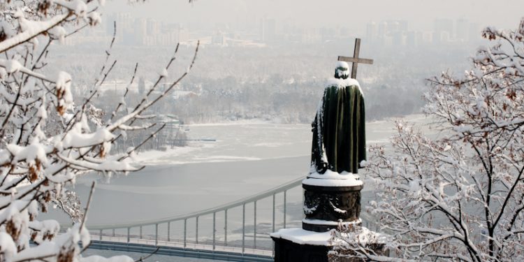 В Києві випав сніг