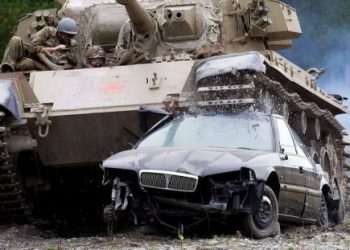 В Новой Зеландии можно снять стресс при помощи танка