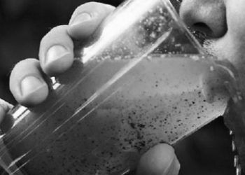 Очистити воду можна лише заморожуванням