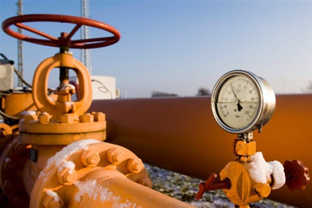 Транзит газу через українську трубу до Європи зменшився вдвічі