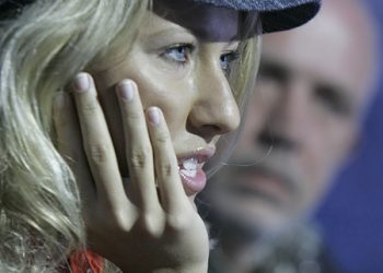 Полиция проверяет данные о том, что Собчак и Яшин избили репортеров