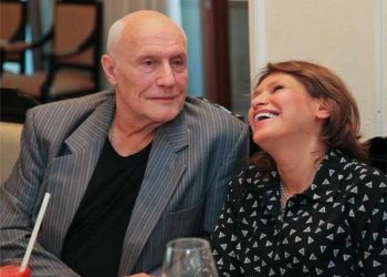 Александра Пороховщикова обвиняют в «убийстве» своей жены