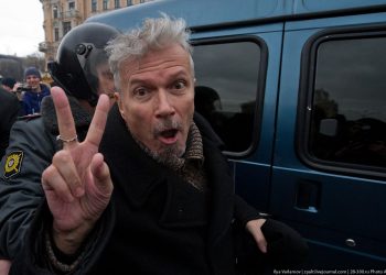 С Триумфальной площади в полицию увезли порядка 60 человек