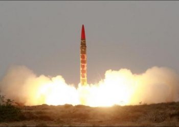 В Индийском океане прошло испытание баллистической ракеты Пакистаном