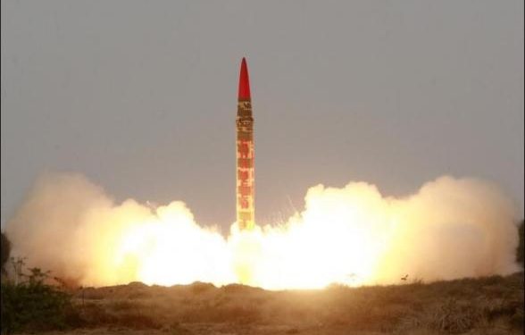 В Индийском океане прошло испытание баллистической ракеты Пакистаном