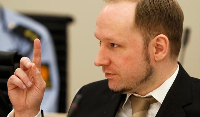 Брейвик потратил на компьютерные игры год жизни