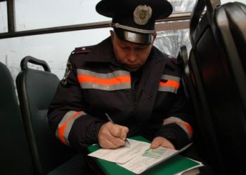 Штрафы увеличат вдвое и привяжут к объему двигателя