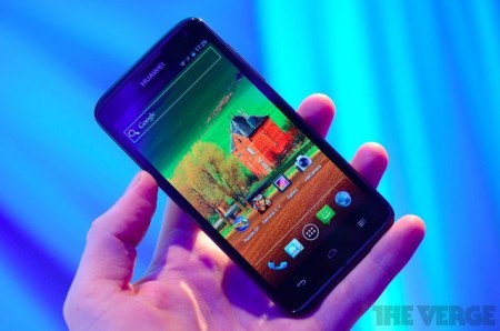 Компанія Huawei збільшує інвестиції в наукові розробки