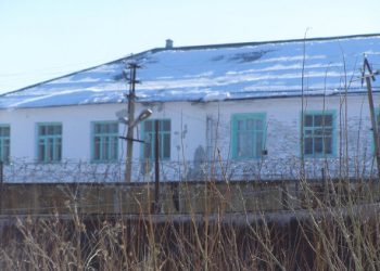 Заместителю начальника колонии, из которой на вертолете сбежал зэк, предъявлено обвинение