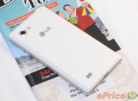 LG Optimus 4X HD з`явився в білому кольорі корпусу
