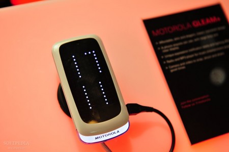 В Іспанії дебютує Motorola GLEAM +