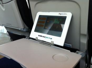 WestJet встановить на борту своїх літаків планшети Galaxy Tab