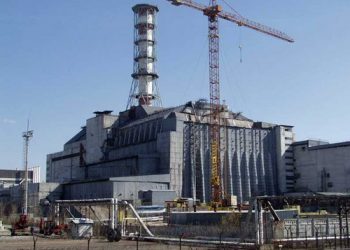 Над аварійним блоком АЄС збудують новий саркофаг
