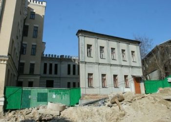 На Андреевском спуске будут работать археологи