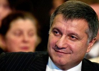 Аваков стверджує, що на нього завели справу за фальшивими підписами