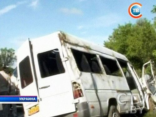В Крыму столкнулись два микроавтобуса: погибли пятеро