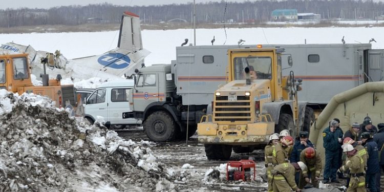 Количество жертв авиакатастрофы под Тюменью возросло до 32