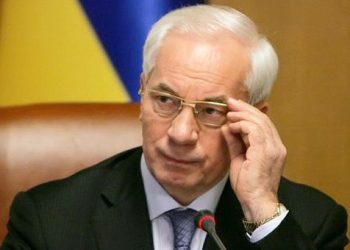 Азаров: теракты в Днепропетровске выгодны противникам стабилизации на Украине