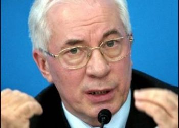По мнению премьера украинцы на лекарства тратят 20 млрд. ежегодно