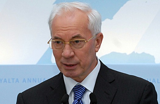 Азаров наголошує на необхідності збільшення товарообігу між Україною і Канадою