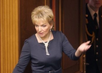 Богатирьову просять сказати, чи можна судити Тимошенко