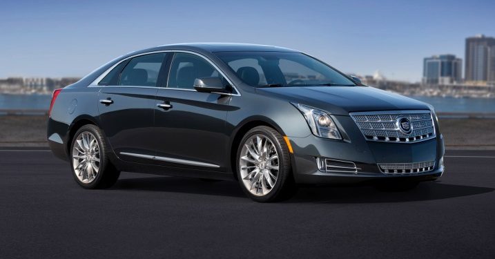 Cadillac XTS випереджає Audi A6