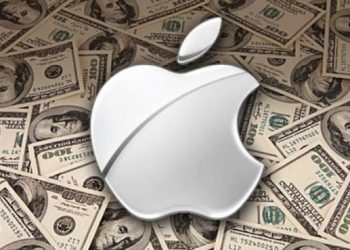 Американка хочет отсудить у Apple 1 миллион долларов