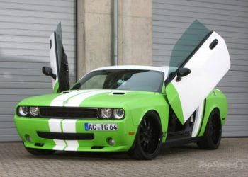 Німці доопрацювали мускул-кар Challenger SRT-8