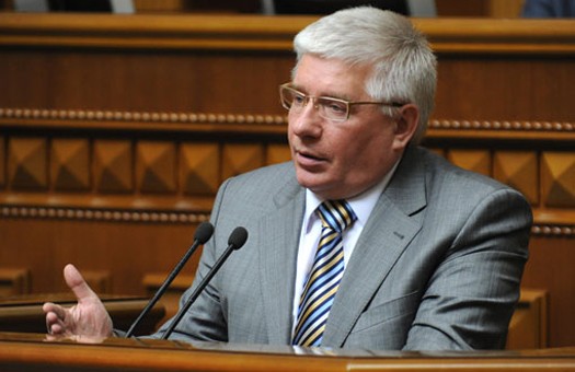 Депутат не повинен з мітлою по вулицях бігати - Чечетов